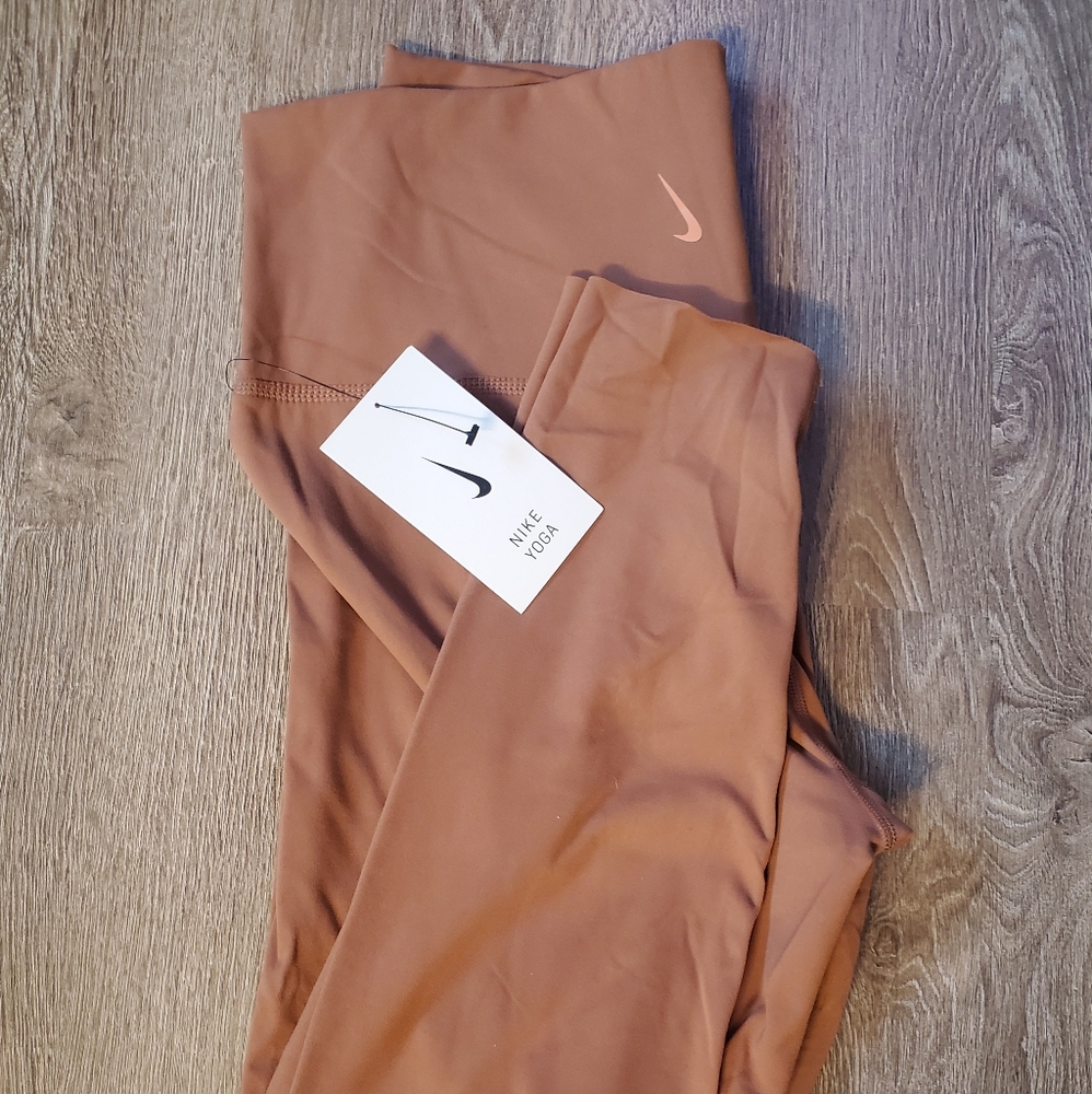 Nike Yoga Legging
